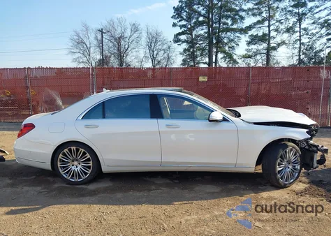 2017 Mercedes-Benz S 550 z USA, uszkodzony, nr VIN WDDUG8CB1HA306032